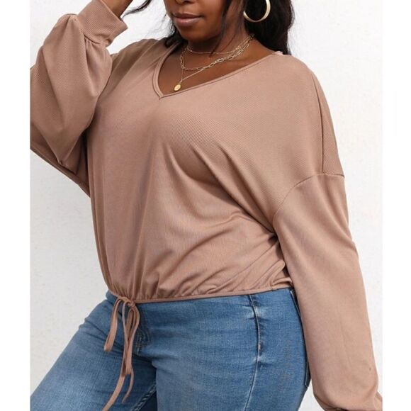 Women's Knot Hem Sweatshirt Size 2X in Apricot EUC - Picture 2 of 8